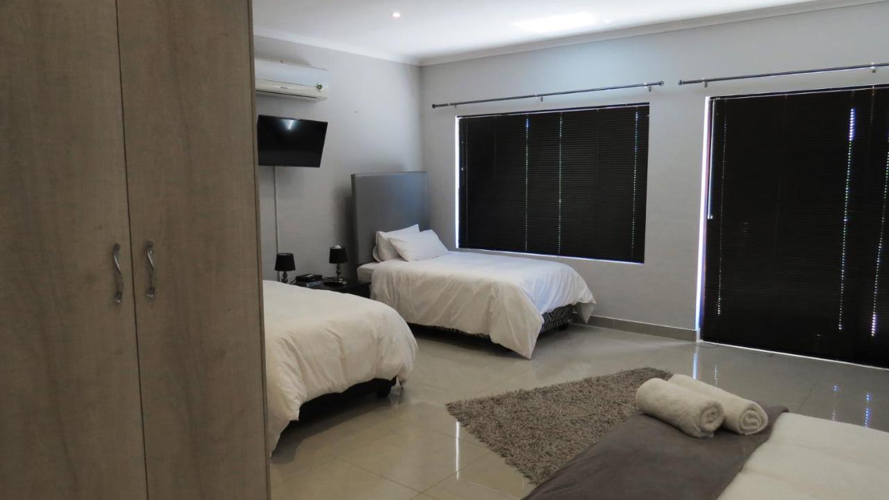Апартаменты 21 On Klein Karoo Оудсхорн Экстерьер фото